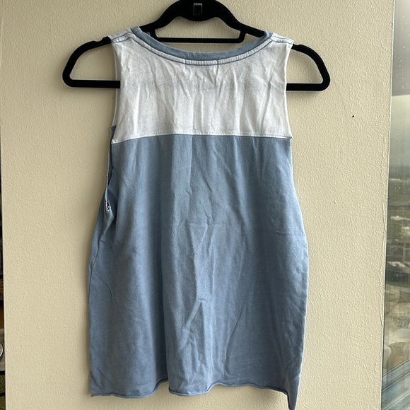 SoulCycle Hampton tank - Picture 3 of 4